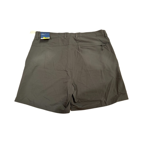 Old Navy Nylon Chino Stretch Tech Shorts, Size 38. 7” inseam. - Picture 6 of 11
